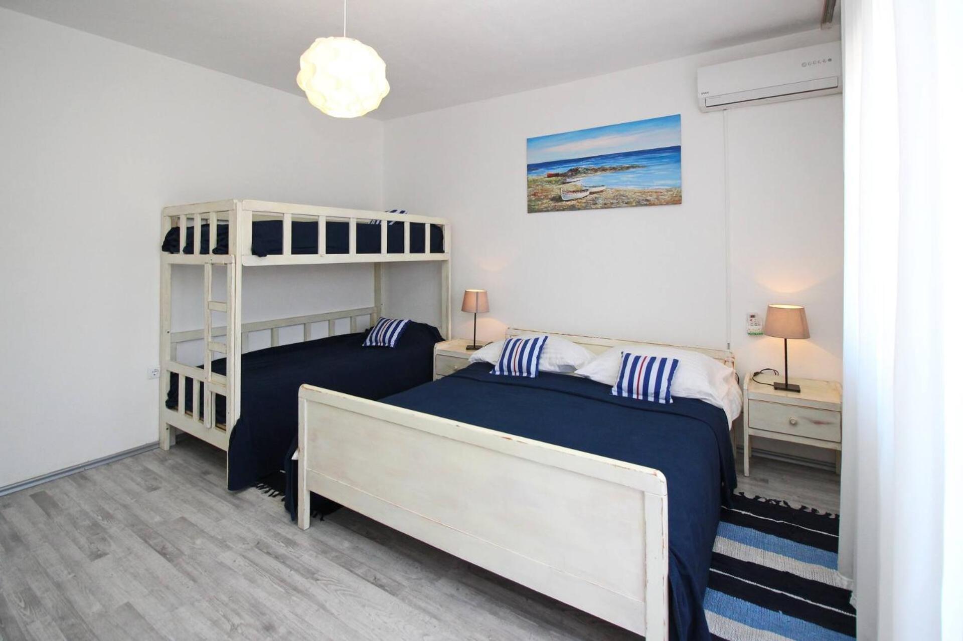 Apartments Rozanda Baska  Ngoại thất bức ảnh